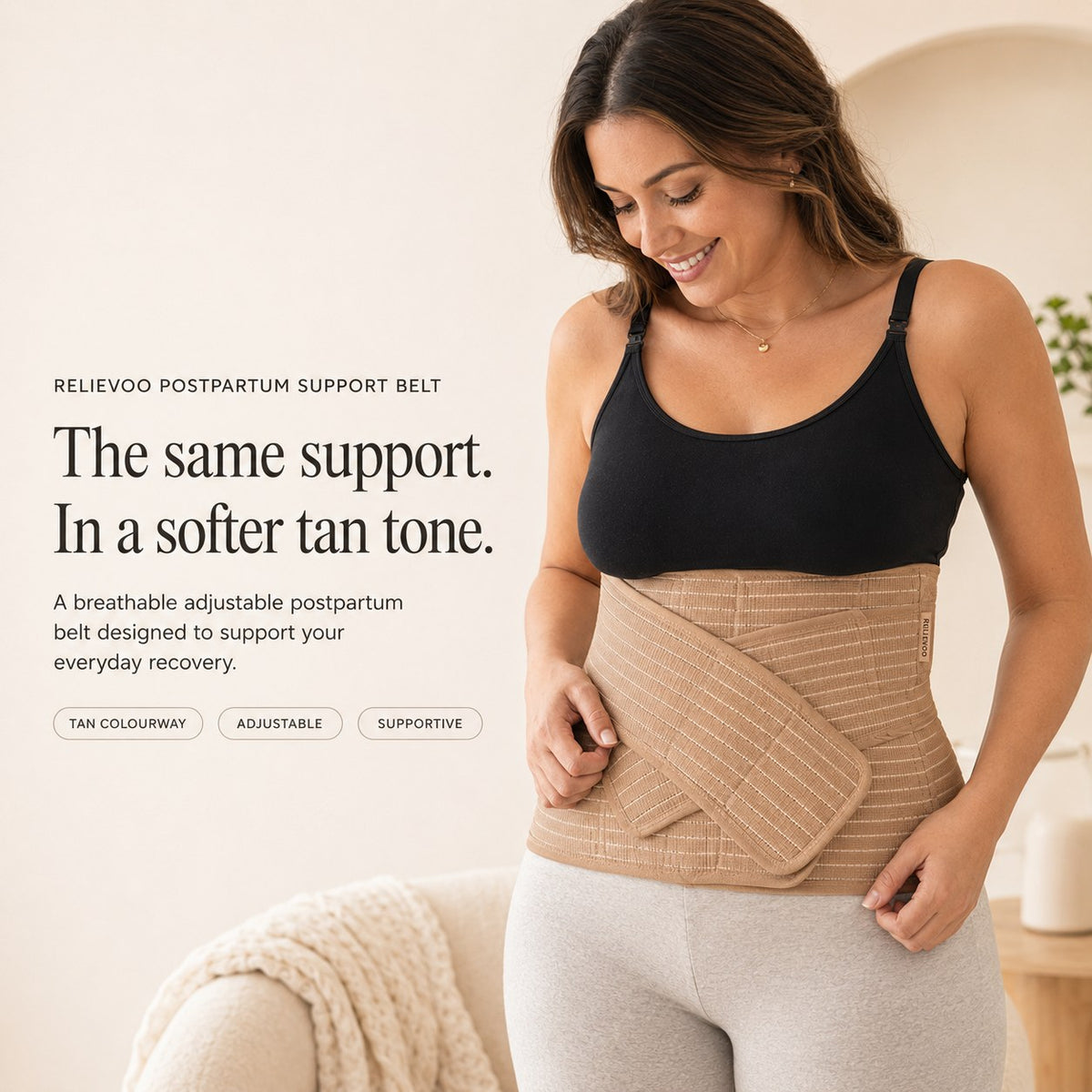 Woman wearing the Relievoo postpartum support belt in the tan colourway rvpumpen rvhasar